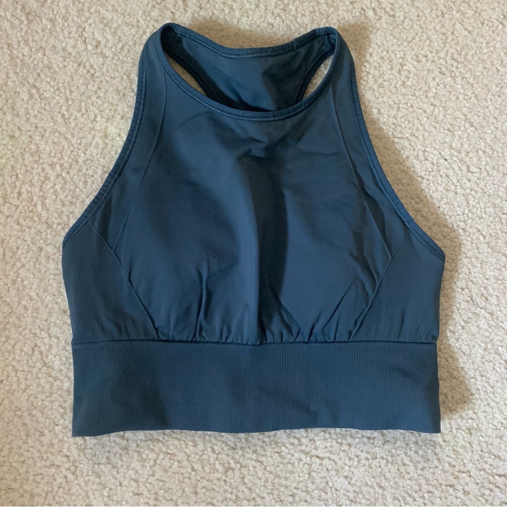 Lululemon ebb-to-train sports bra in size 8